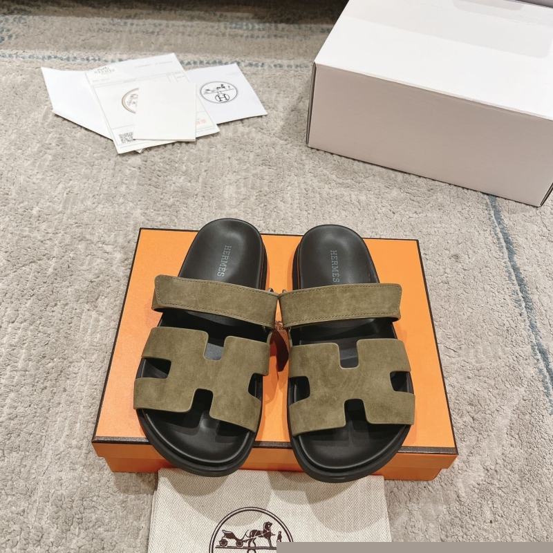 H**mes slippers
